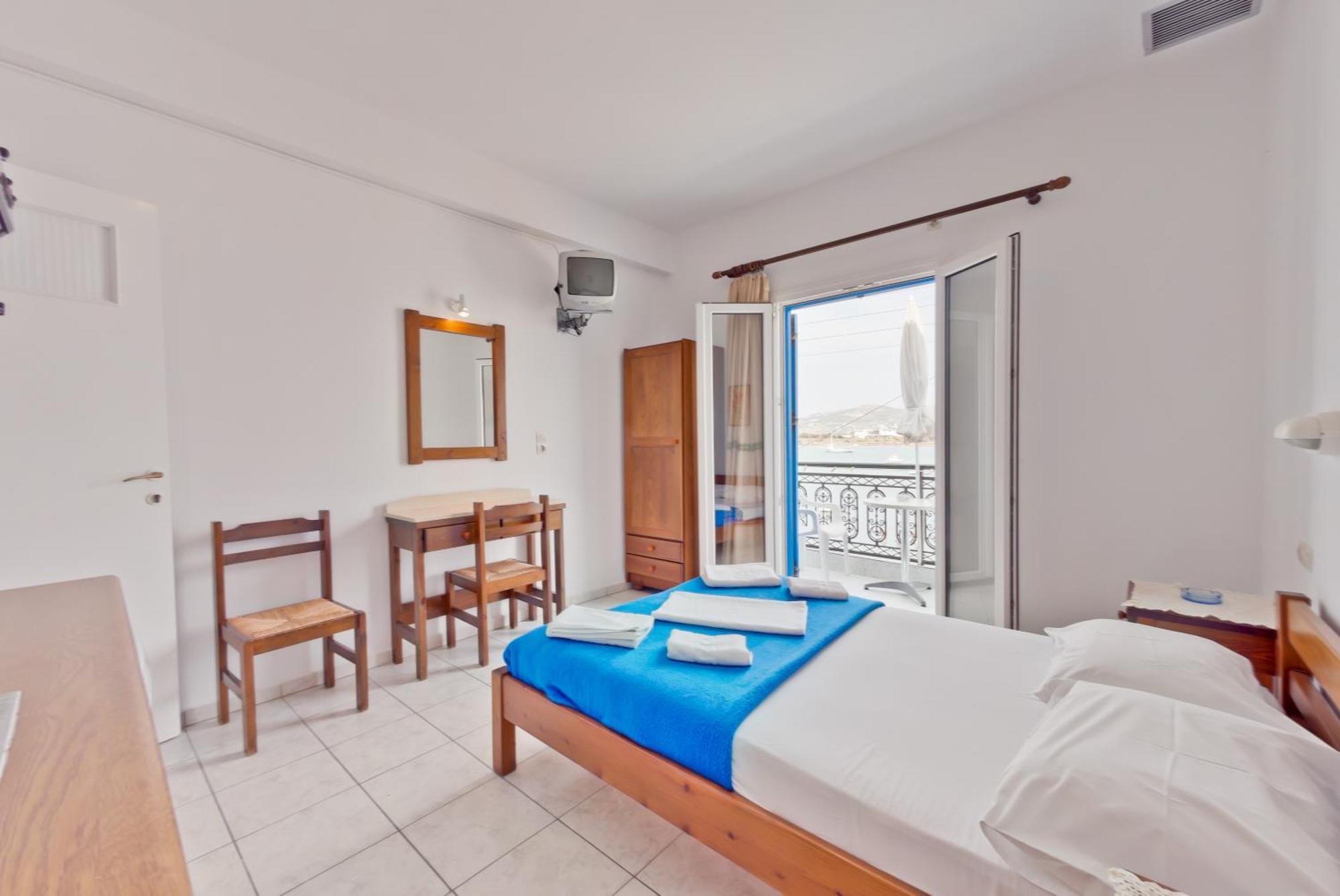 Paris Rooms Antiparos Buitenkant foto