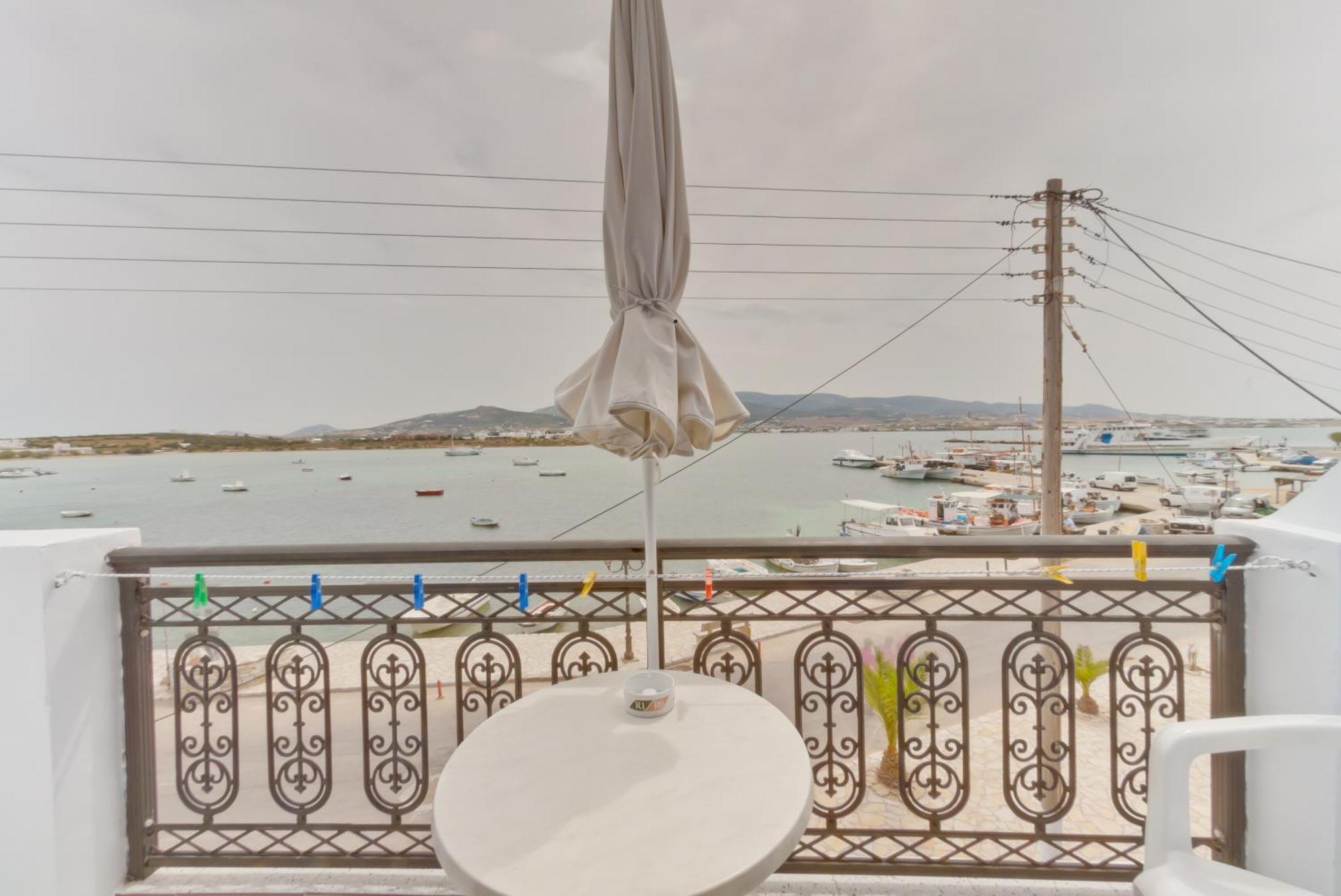 Paris Rooms Antiparos Buitenkant foto